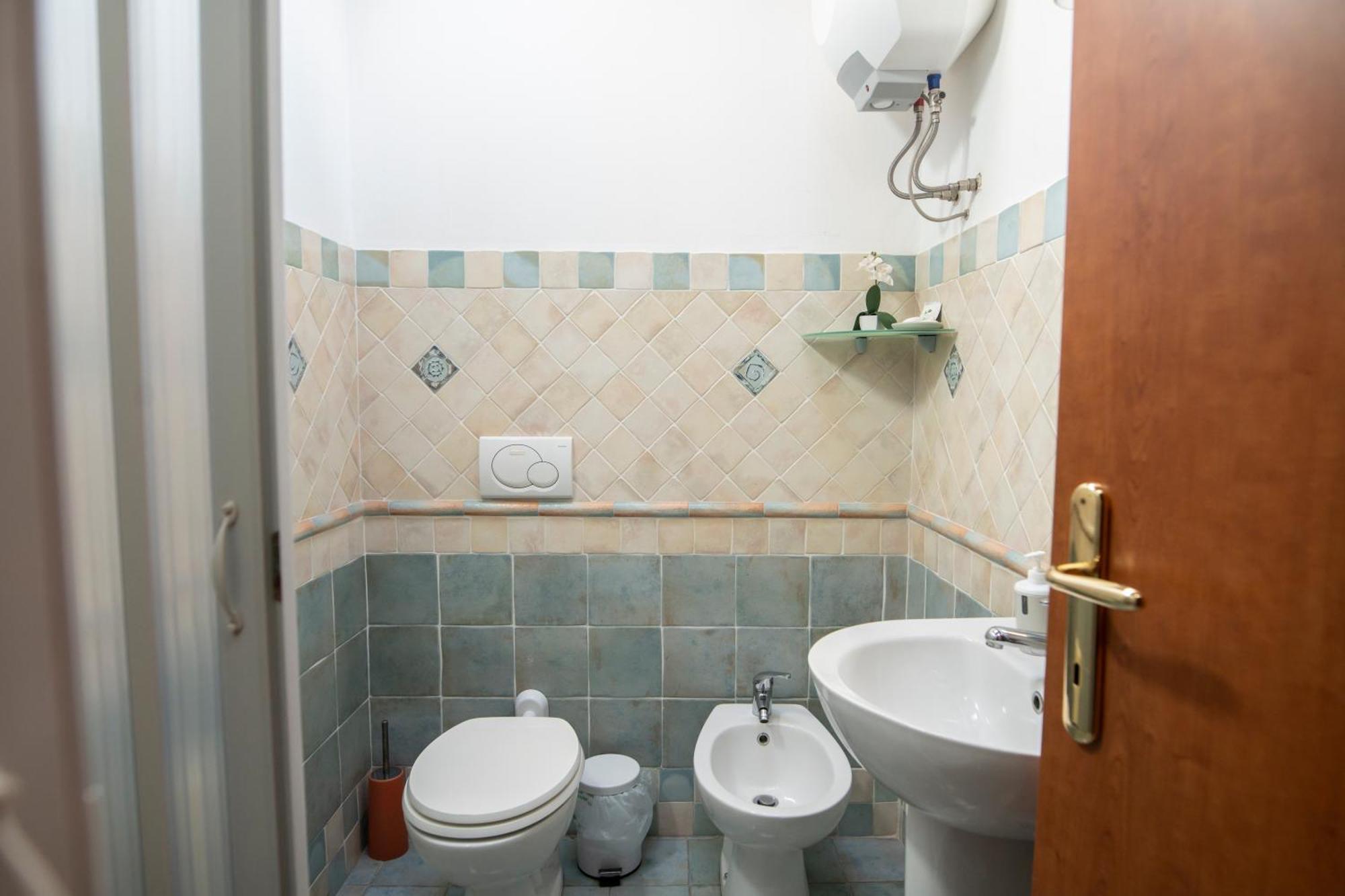 Domoruja B&B Sassari Esterno foto